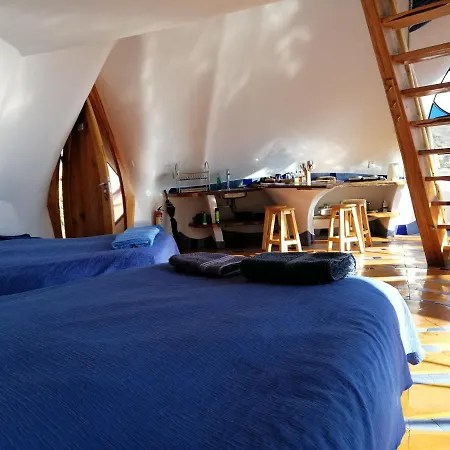 Hostal Las Olas-3